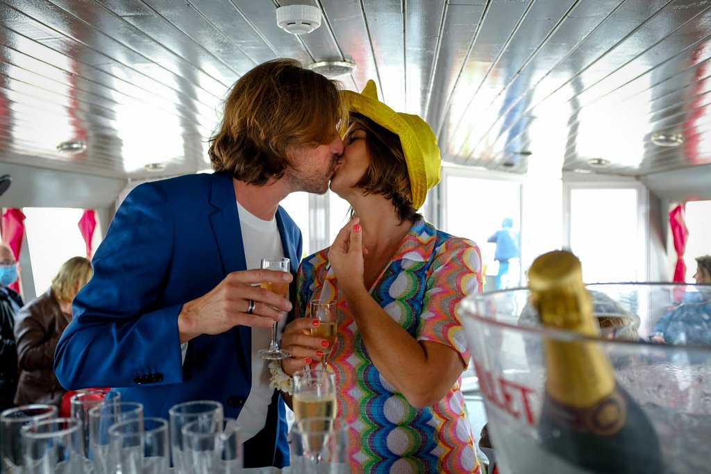 22010089dp110.jpg